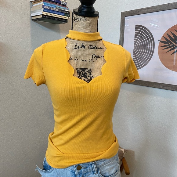 Cute ribbed tank - Picture 2 of 4